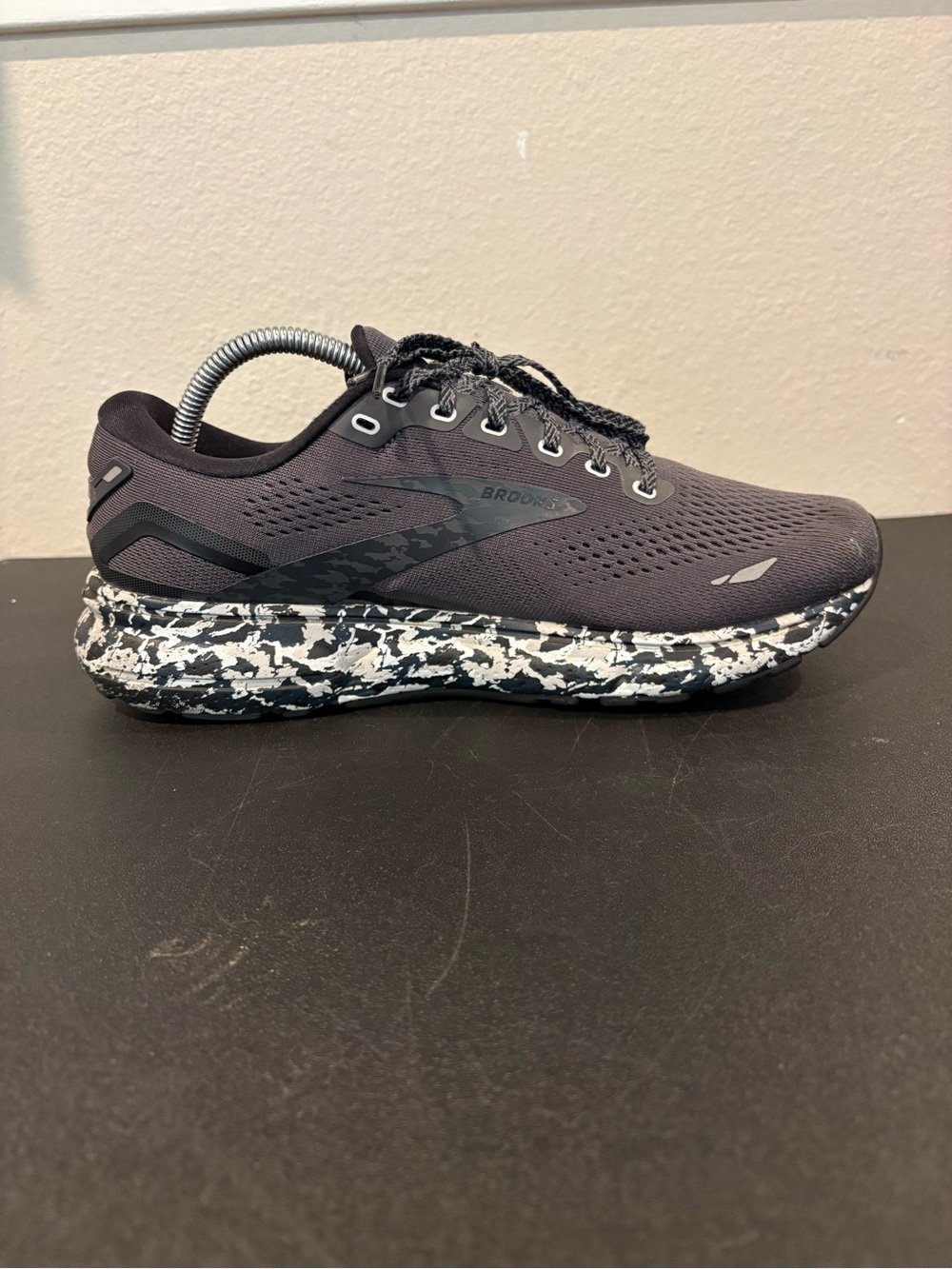 Brooks Women’s Ghost 15 Gray Black Marbled Running Shoes Size 10.5 Fast Shipping - Picture 2 of 9